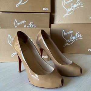 CHRISTIAN LOUBOUTIN PARIS - OPEN TOE PATENT CALF CAMEL HEELS - SIZE 37